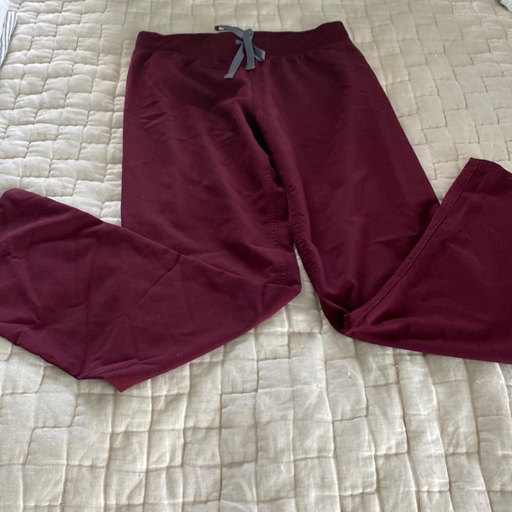 Gently worn figs scrub pant